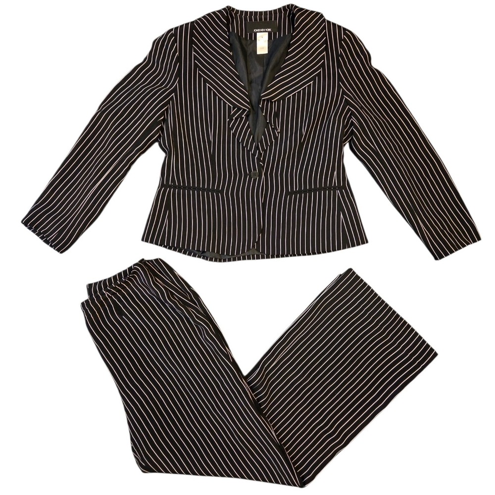 Jones New York Womens 8 Black Pinstripe 2 Piece Pant Suit Blazer Set